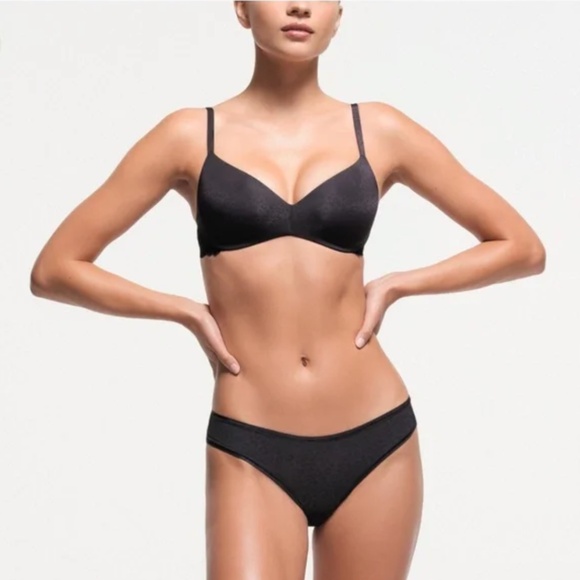 SKIMS | Jacquard Push Up Plunge Bra Wireless | Onyx Micro Leopard Print | NWT - Picture 2 of 7